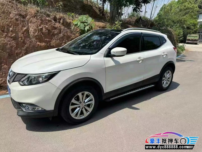 17年日产逍客轿车抵押车出售