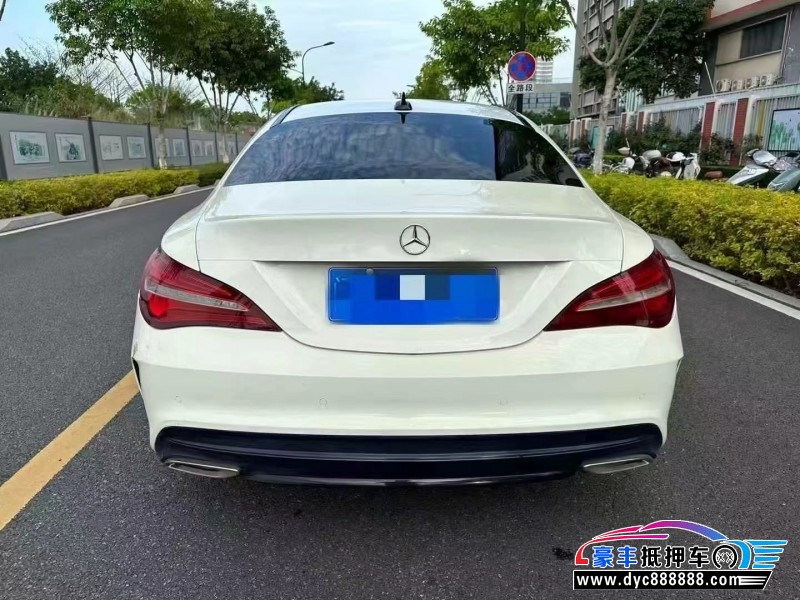 18年奔驰CLA轿车抵押车出售