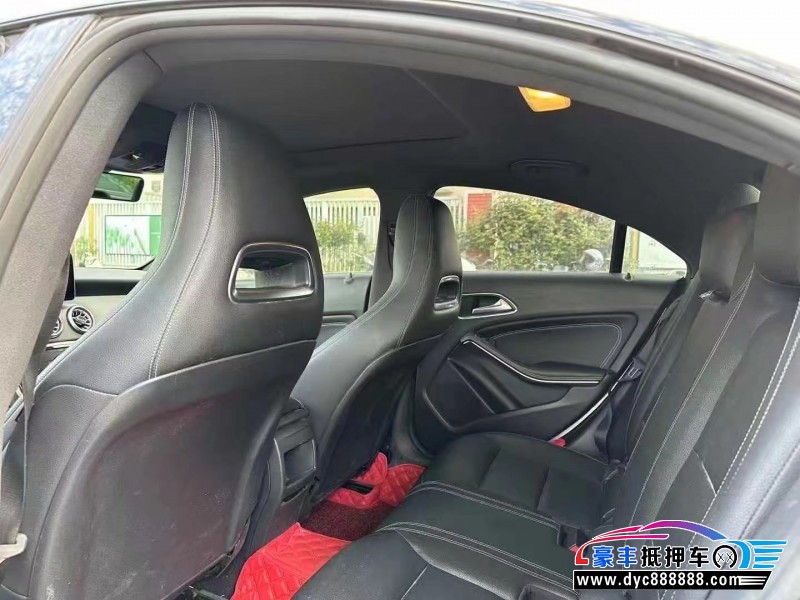 18年奔驰CLA轿车抵押车出售