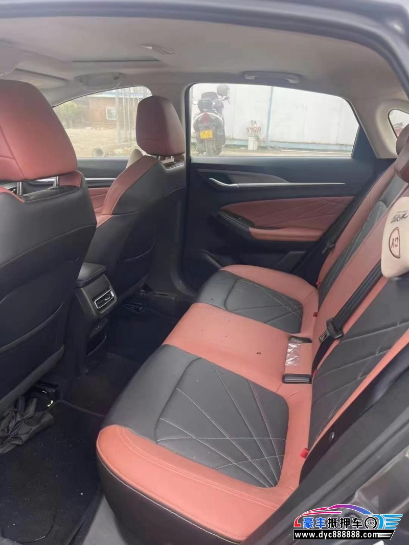 24年长安逸动轿车抵押车出售