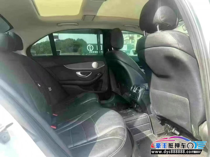 21年奔驰C轿车抵押车出售