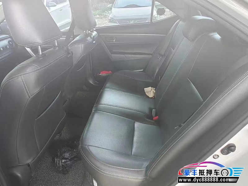 17年丰田卡罗拉轿车抵押车出售