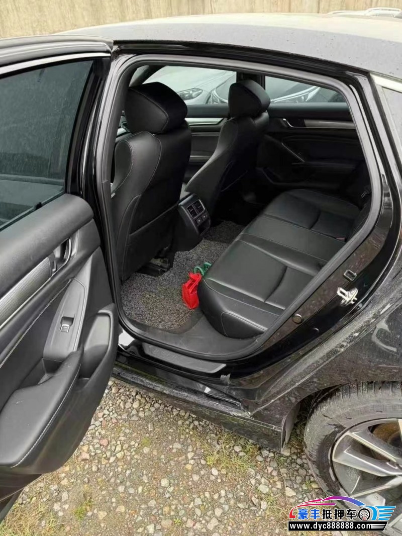 22年本田英诗派轿车抵押车出售