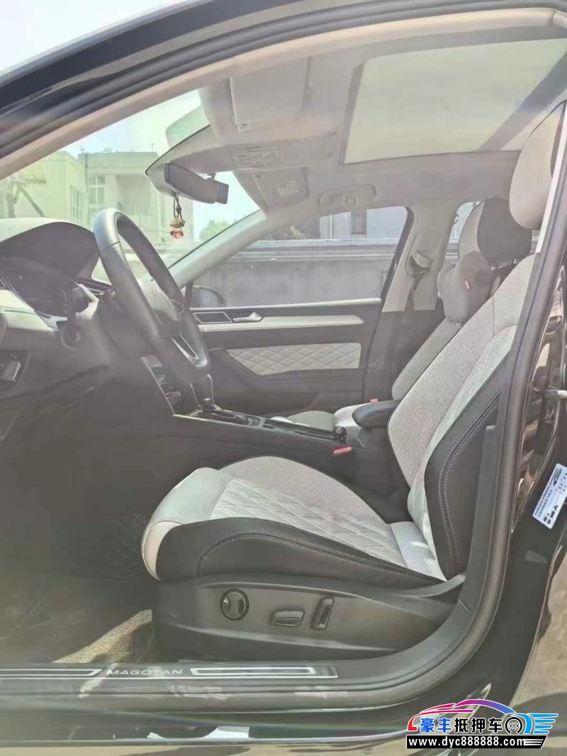 23年大众迈腾轿车抵押车出售