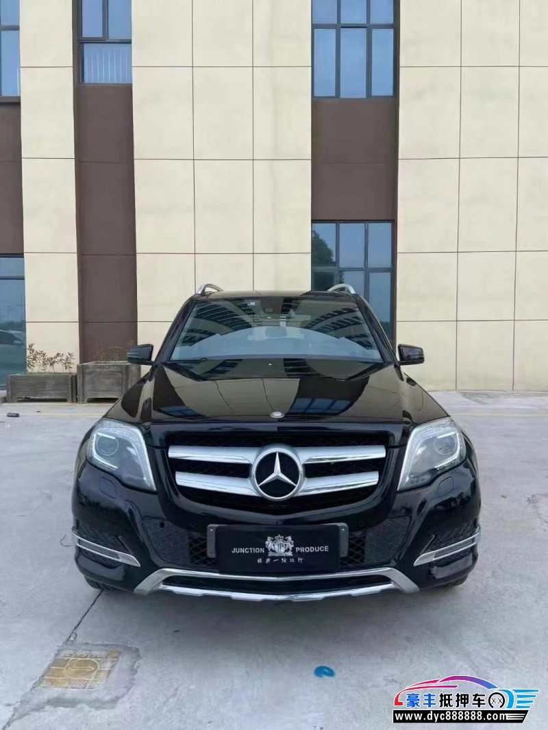 13年奔驰GLK轿车抵押车出售