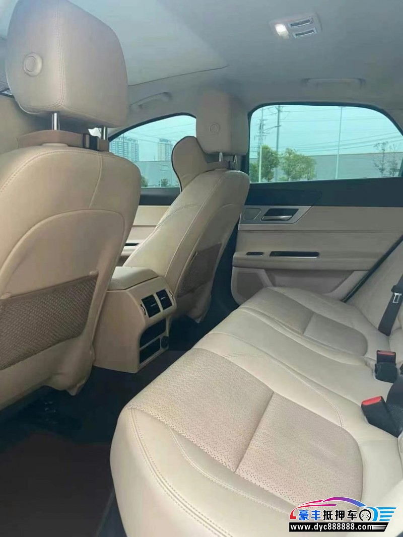 16年捷豹XF轿车抵押车出售