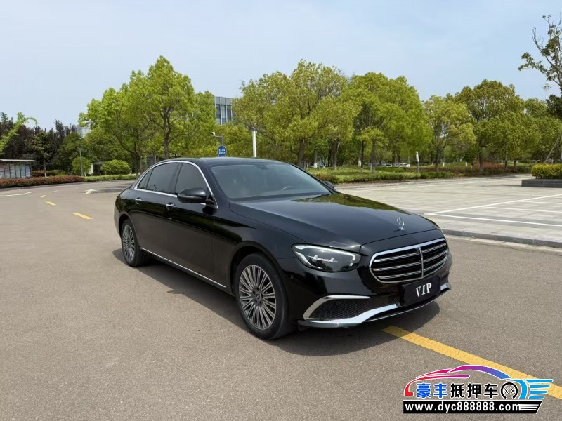 22年奔驰E轿车抵押车出售