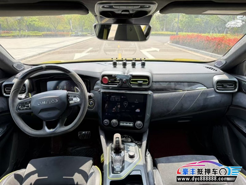 21年领克03轿车抵押车出售