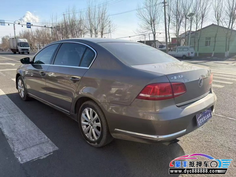 14年大众迈腾轿车抵押车出售