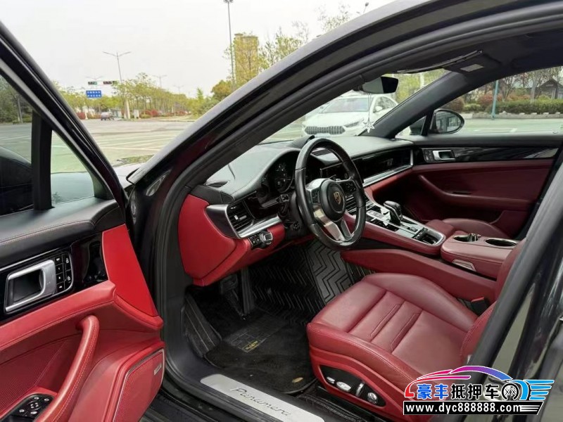 20年保时捷帕纳梅拉轿车抵押车出售