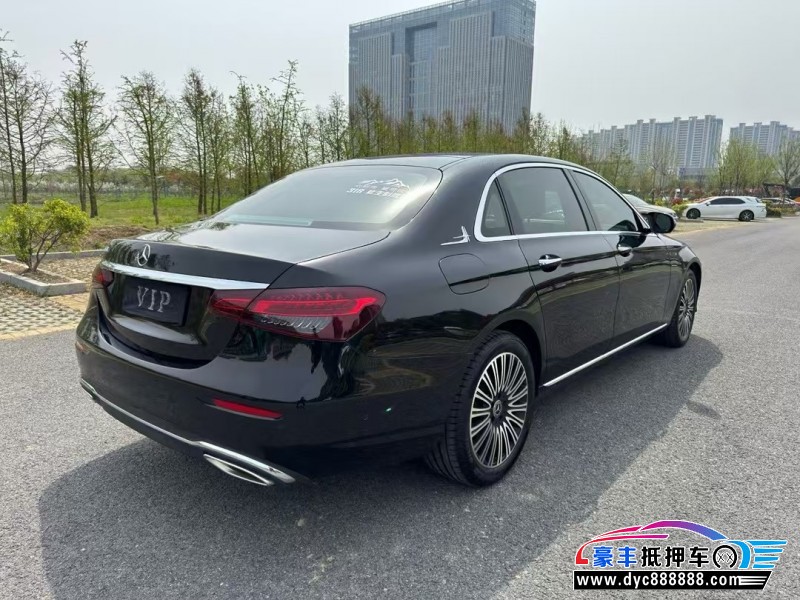 23年奔驰E轿车抵押车出售