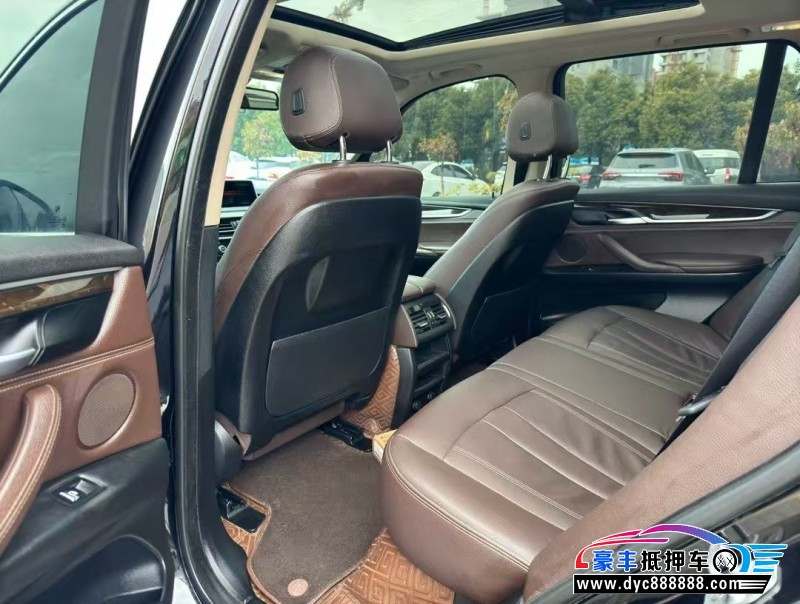 17年宝马X5轿车抵押车出售