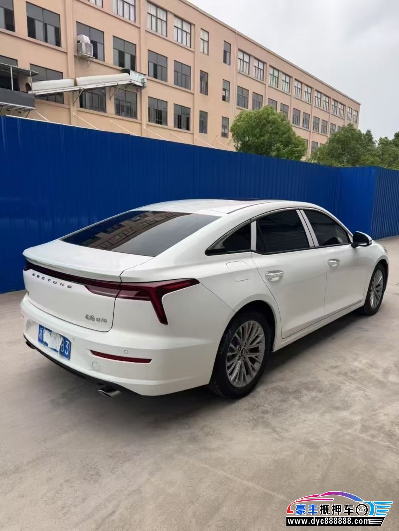 24年奔腾B70轿车抵押车出售