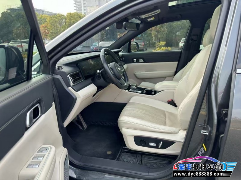 21年理想ONE轿车抵押车出售