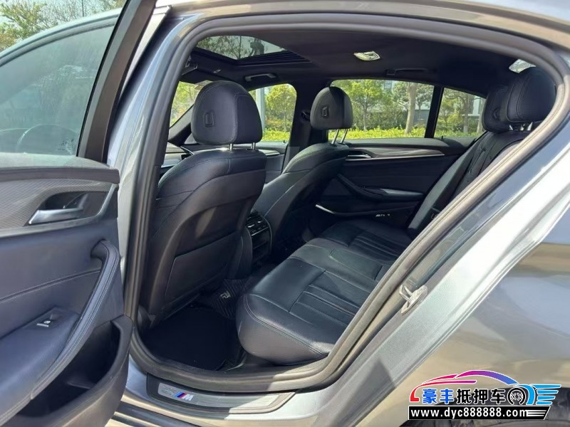 19年宝马5系轿车抵押车出售