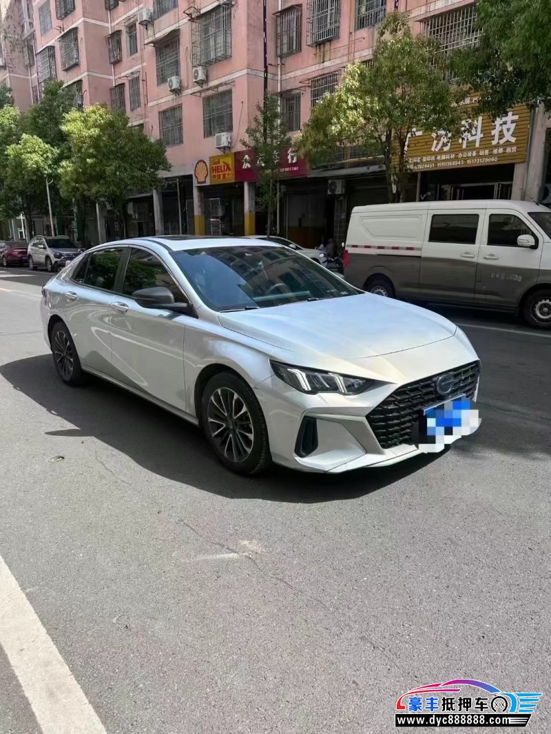 23年传祺影豹轿车抵押车出售