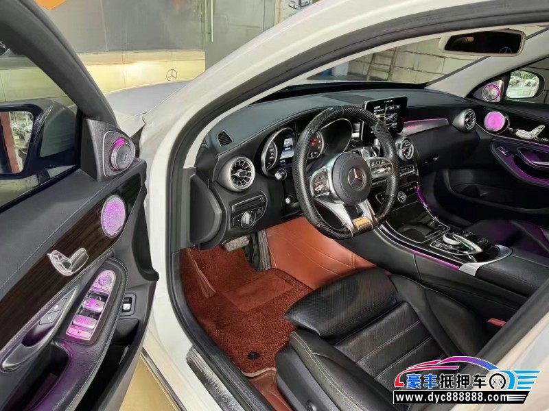 17年奔驰C轿车抵押车出售