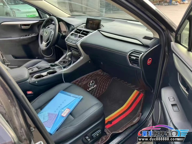 15年雷克萨斯NX轿车抵押车出售