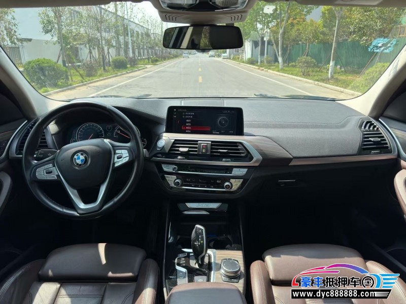 19年宝马X3轿车抵押车出售