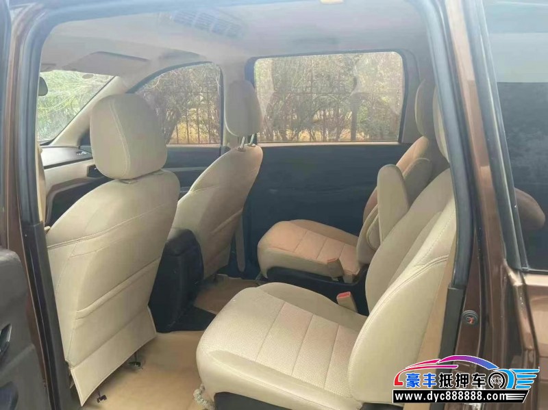 23年五菱汽车五菱宏光轿车抵押车出售