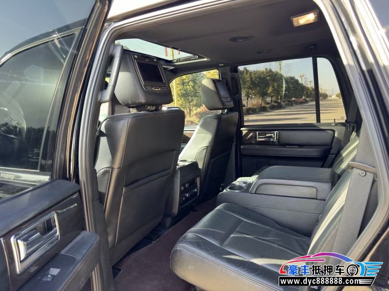 16年林肯领航员轿车抵押车出售