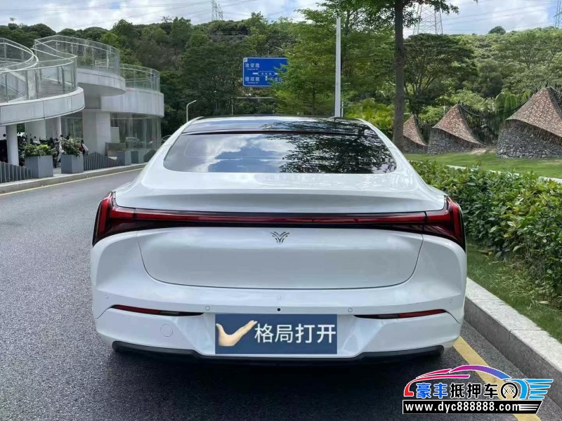 23年哪吒S轿车抵押车出售