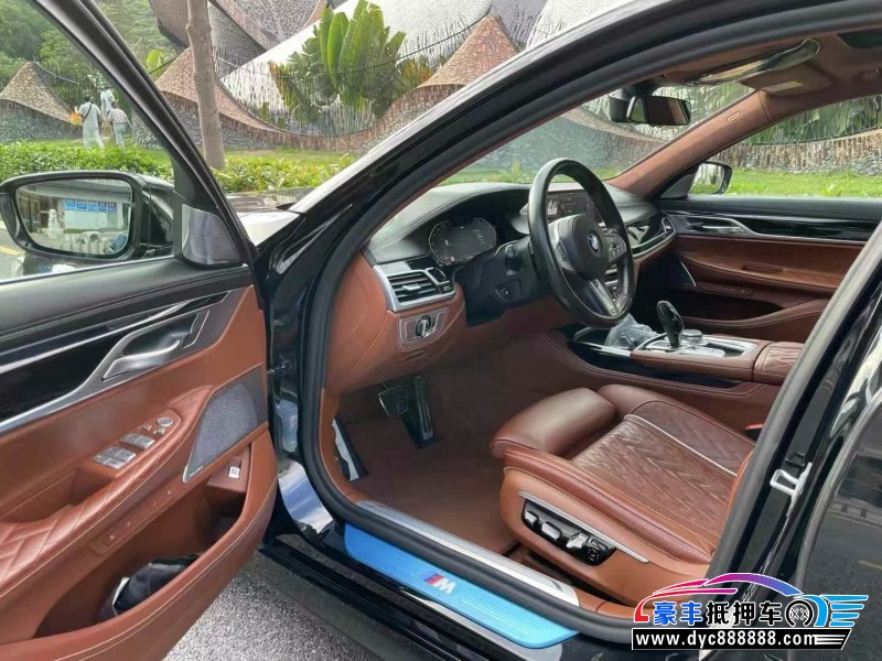 22年宝马7系轿车抵押车出售