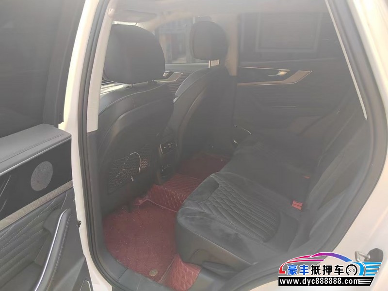 23年红旗HS5轿车抵押车出售