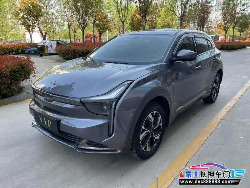 24年哪吒U轿车抵押车出售