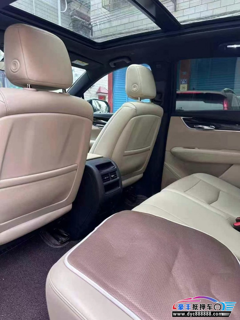 17年凯迪拉克XT5轿车抵押车出售