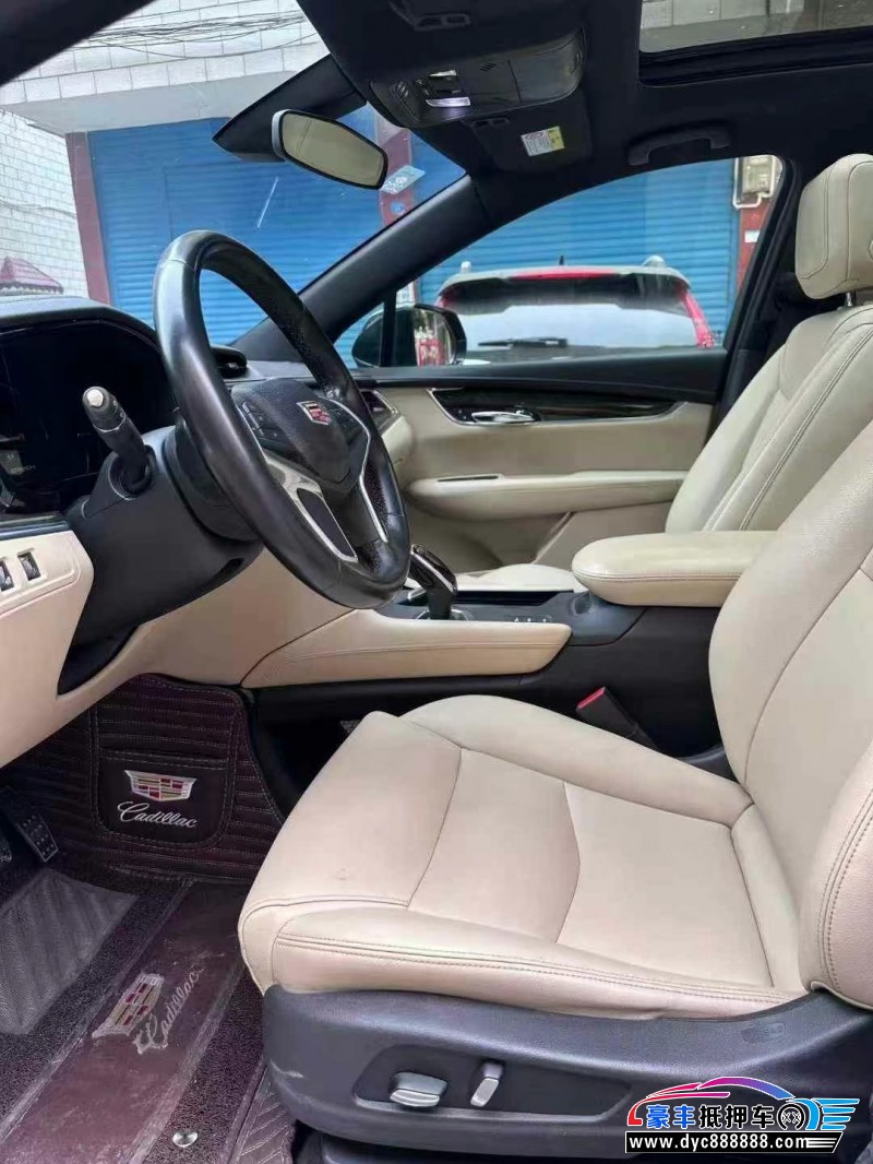 17年凯迪拉克XT5轿车抵押车出售