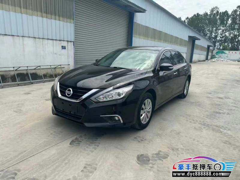 18年日产天籁轿车抵押车出售