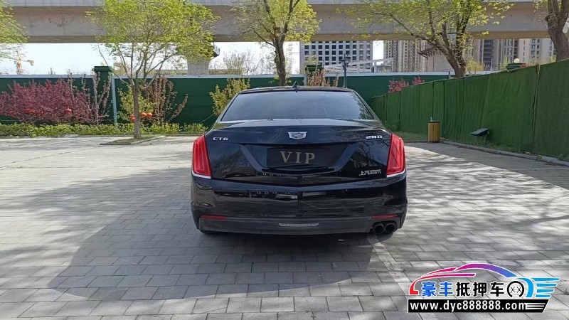 17年奔驰S轿车抵押车出售