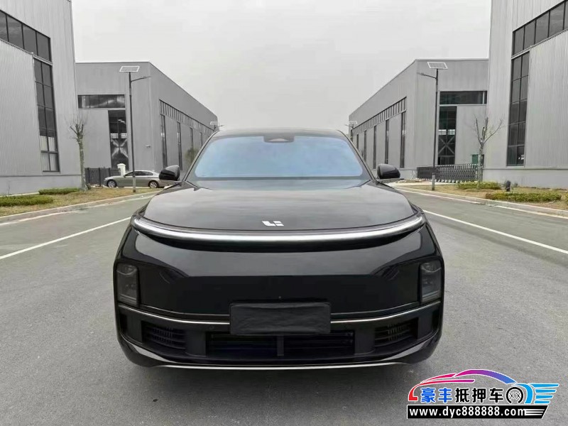 23年理想L8轿车抵押车出售