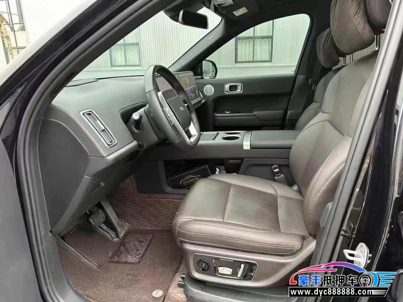 23年理想L8轿车抵押车出售