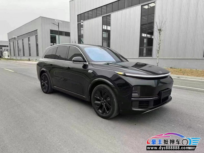 23年理想L8轿车抵押车出售