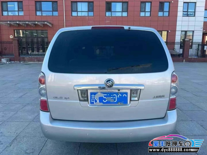 15年别克GL8轿车抵押车出售