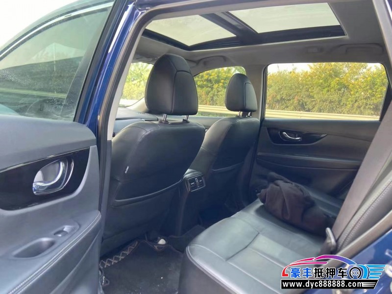 20年日产奇骏轿车抵押车出售