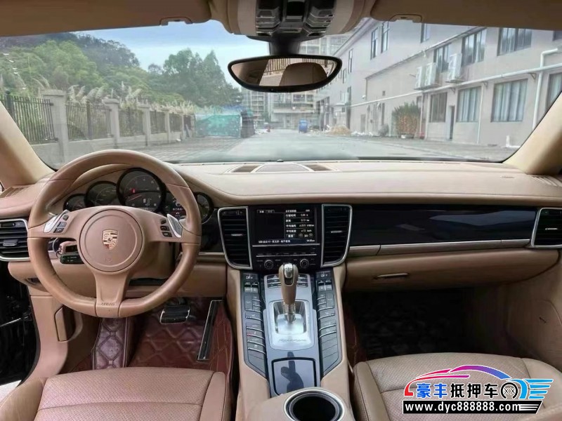 12年保时捷帕纳梅拉轿车抵押车出售