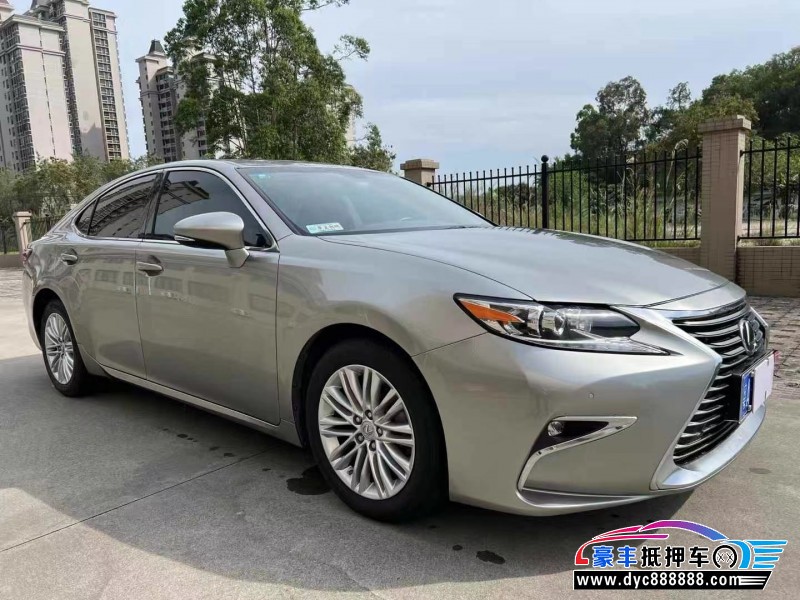 18年雷克萨斯ES轿车抵押车出售
