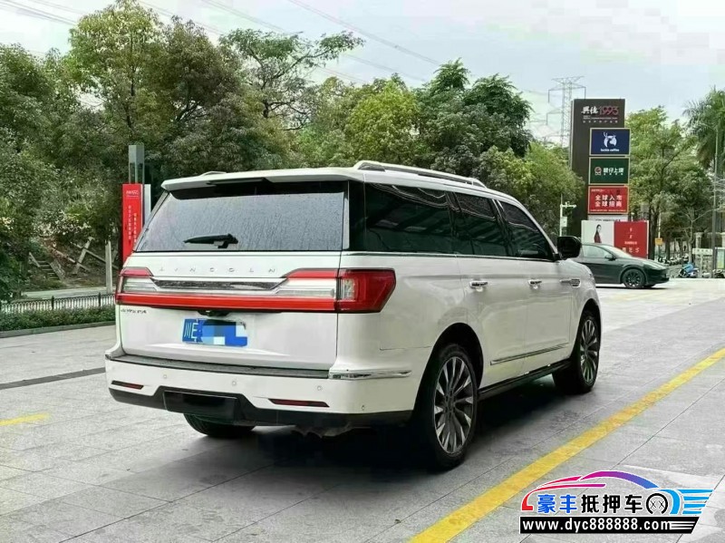 18年林肯领航员轿车抵押车出售