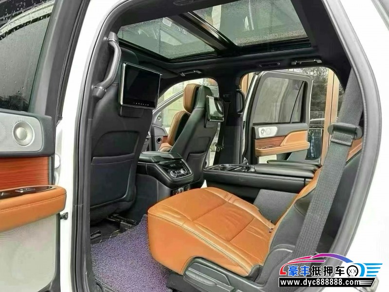 18年林肯领航员轿车抵押车出售