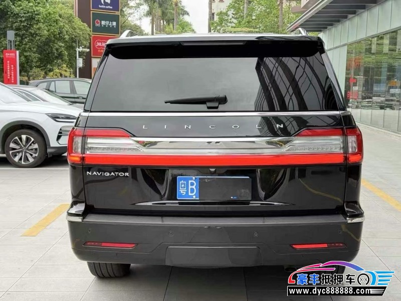 22年林肯领航员轿车抵押车出售