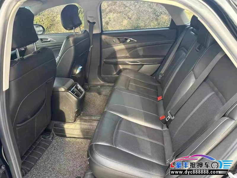 18年福特金牛座轿车抵押车出售