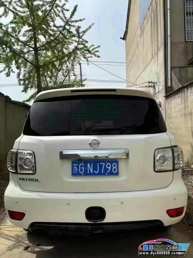 17年日产途乐轿车抵押车出售