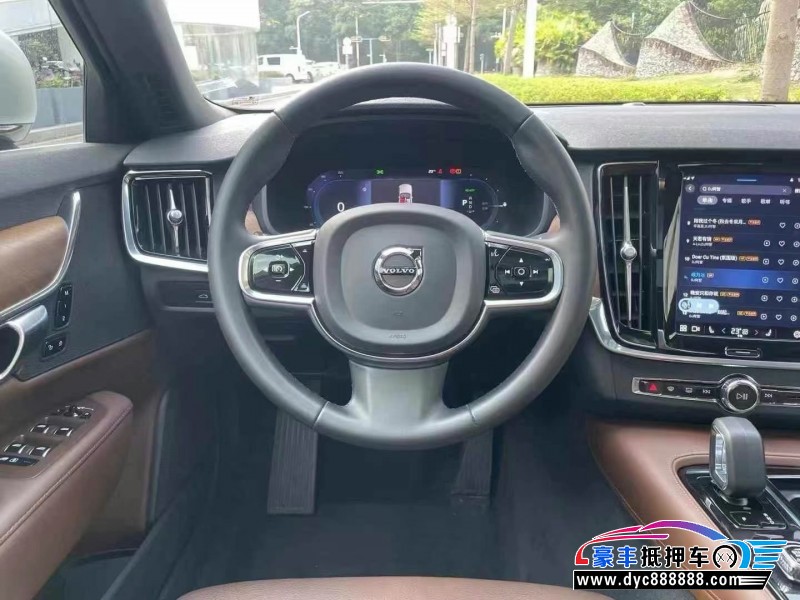 22年沃尔沃S90轿车抵押车出售
