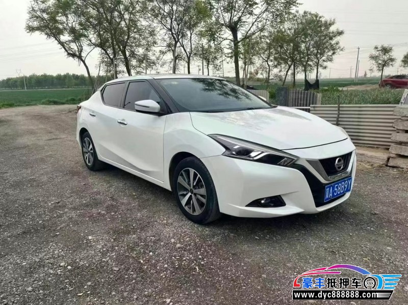 18年日产蓝鸟轿车抵押车出售