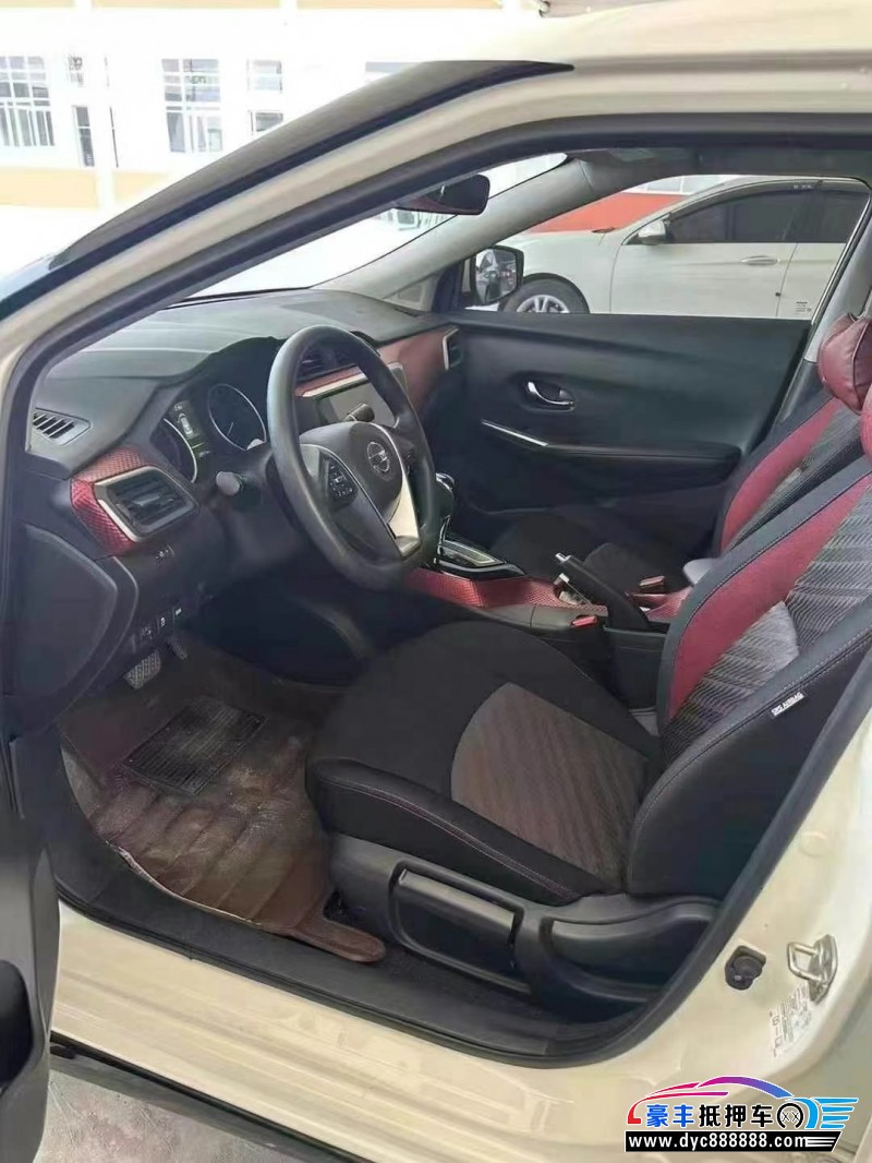 20年日产蓝鸟轿车抵押车出售