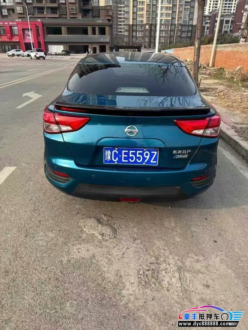 16年日产蓝鸟轿车抵押车出售