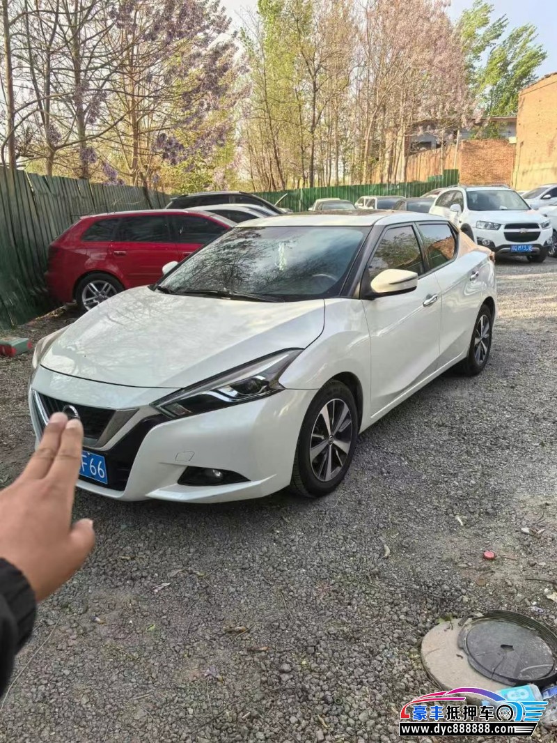 16年日产蓝鸟轿车抵押车出售